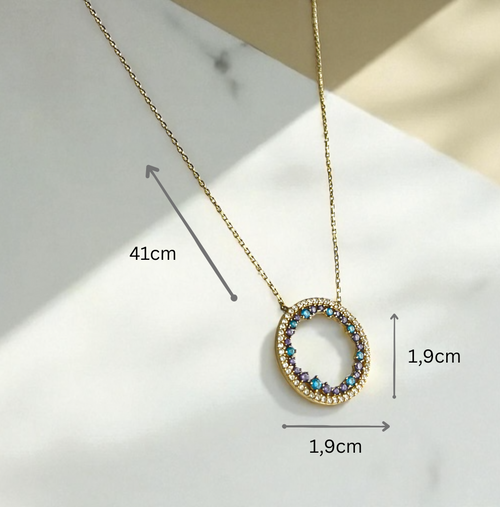 585 (14k) Echtgold Kette mit Kreis Anhänger & Zirkonia in Blau & Violett – 41 cm – „Galaxia Circle“