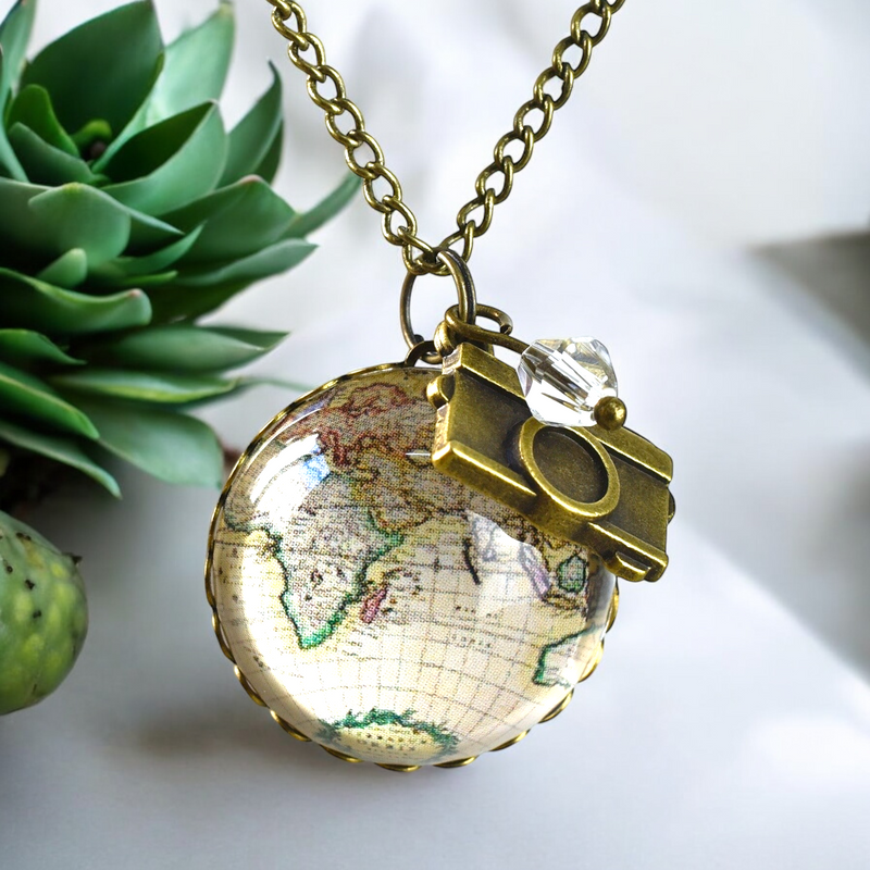 Weltkarte Globus Anhänger Kette Vintage Stil - Globetrotter Schmuck - VIK-08