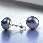 Dunkelblaue Perlen Ohrstecker aus 925 Sterling Silber | Süßwasserperlen Schmuck | Nickelfrei & Hypoallergen