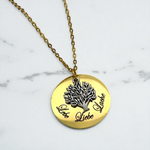 Vergoldete Edelstahl Kette mit Gravuranhänger und silbernem Baumanhänger - Inspirierende Inschrift "Lebe Liebe Lache" - VIK-88
