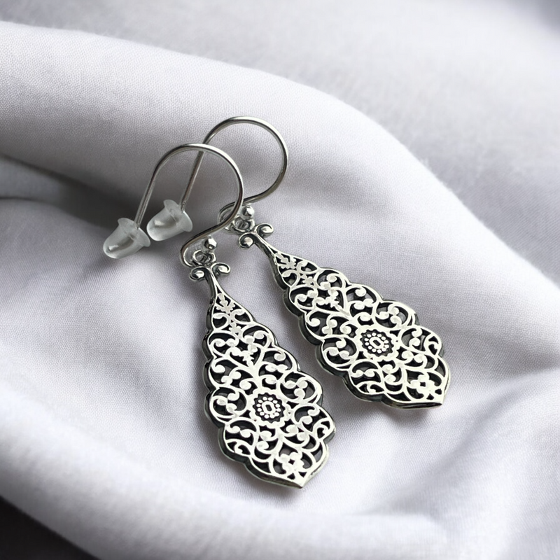 Sternenklang des Orients – Filigrane Ohrringe aus 925 Sterling Silber
